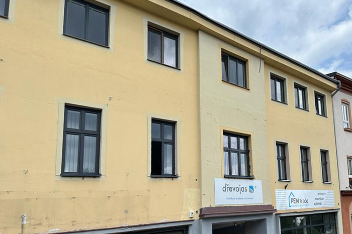 Budynek usługowo-mieszkalny w Czechach