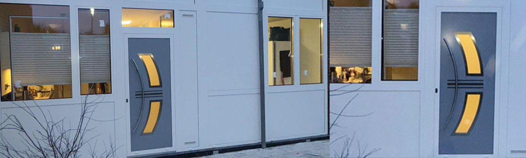Aluminiowa zabudowa wejściowa